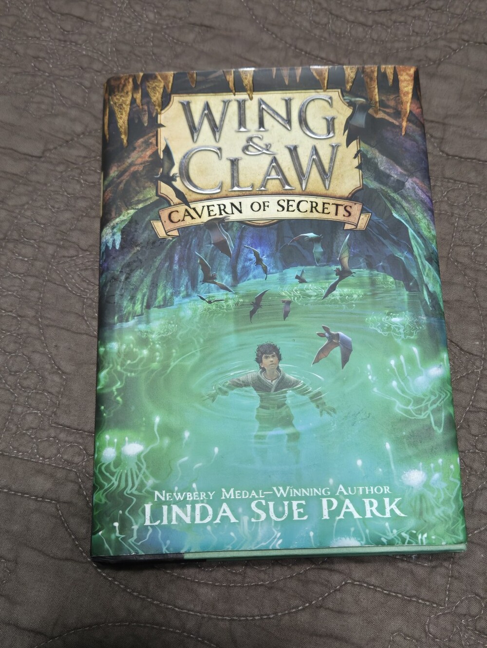 Wing & Claw Book 2, Cavern of Secrets -- Linda Sue Park